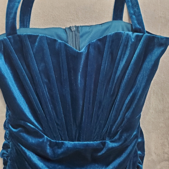 Women's Velvet Evening Dress - Picture 1 of 6